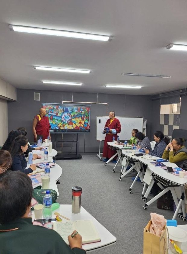 Curator training in Mongolia